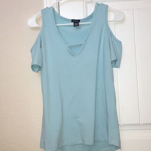 rue21 cold shoulder blue top 🛍